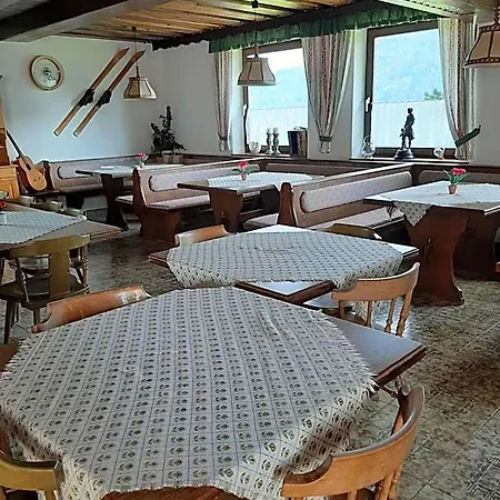 Fruhstuckspension Bischof I D Wiesen Bed & Breakfast 3*