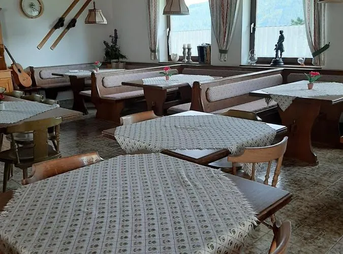 Fruhstuckspension Bischof I D Wiesen Bed & Breakfast 3*